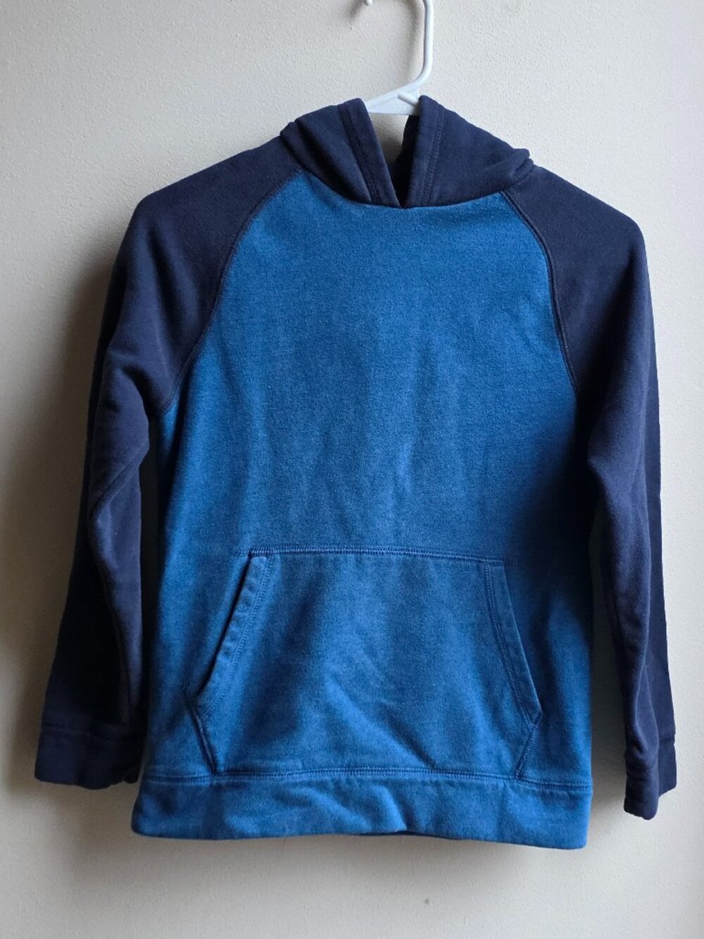Tek Gear Blue Hooded Sweatshirt Size Medium (10-12)